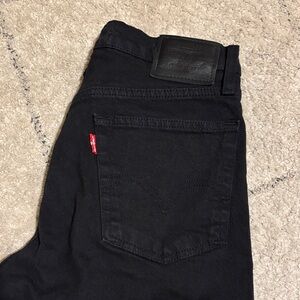 Levi's Women's  Black wedgie straight Jeans
